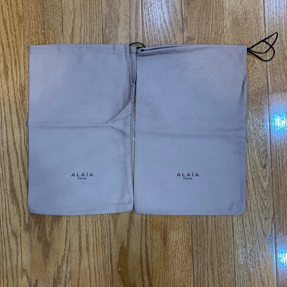 New Alaia Dust Covers